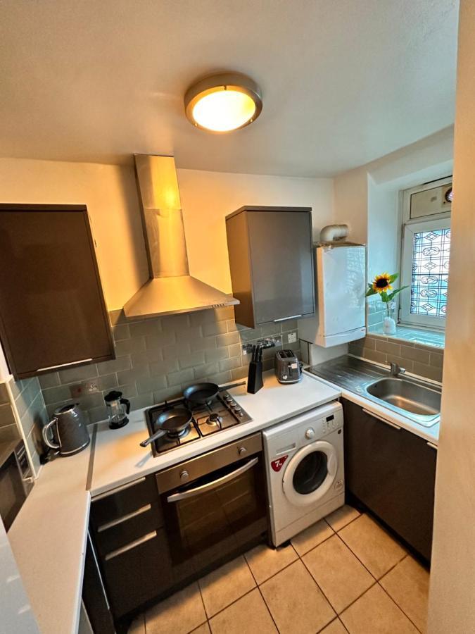 Perfect Family Home Next To London Bridge エクステリア 写真