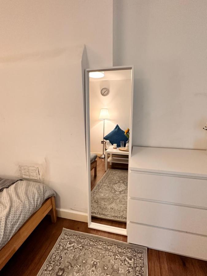 Perfect Family Home Next To London Bridge エクステリア 写真