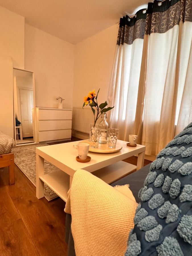 Perfect Family Home Next To London Bridge エクステリア 写真
