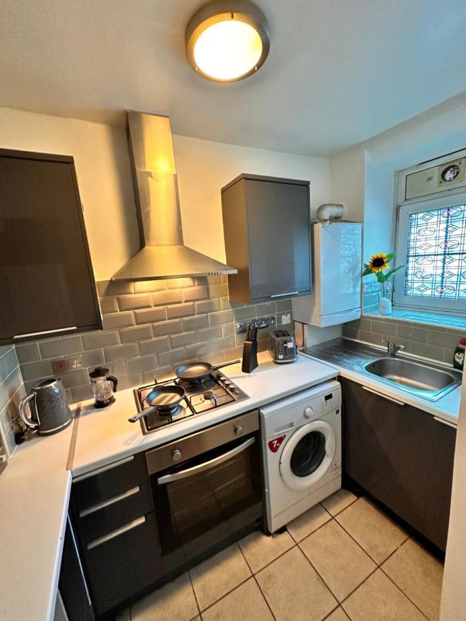 Perfect Family Home Next To London Bridge エクステリア 写真